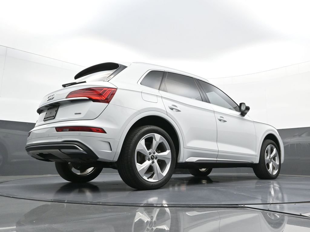Used 2021 Audi Q5 2.0T Premium Plus w/ Premium Plus Package AWD/4WD image 27