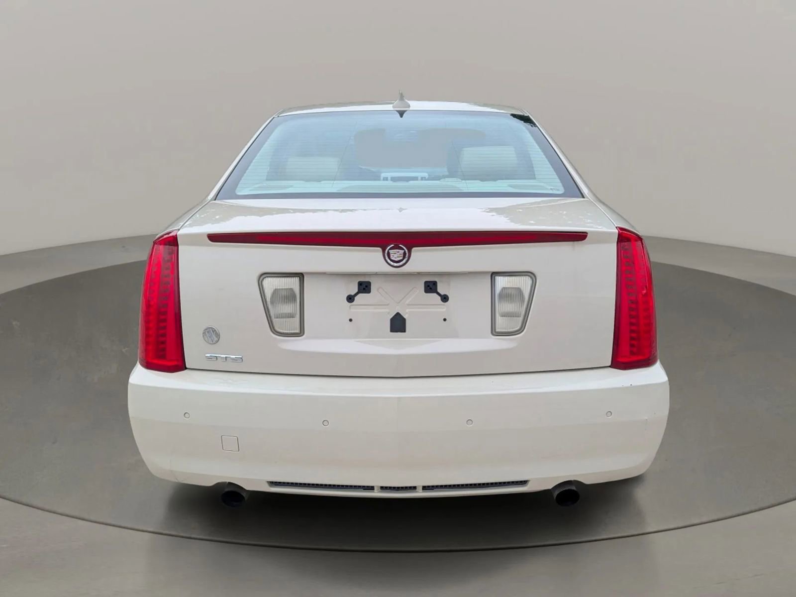 Used 2011 Cadillac STS RWD image 4