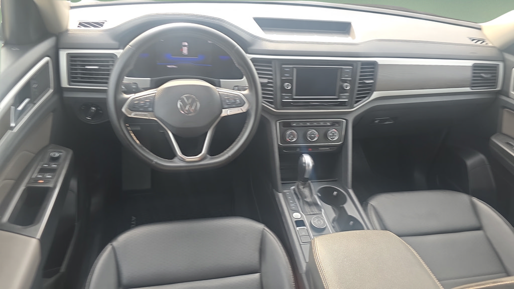 Used 2022 Volkswagen Atlas SE AWD/4WD image 18