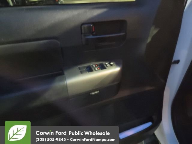 Used 2011 Toyota Sequoia SR5 w/ Sport Appearance Pkg image 19