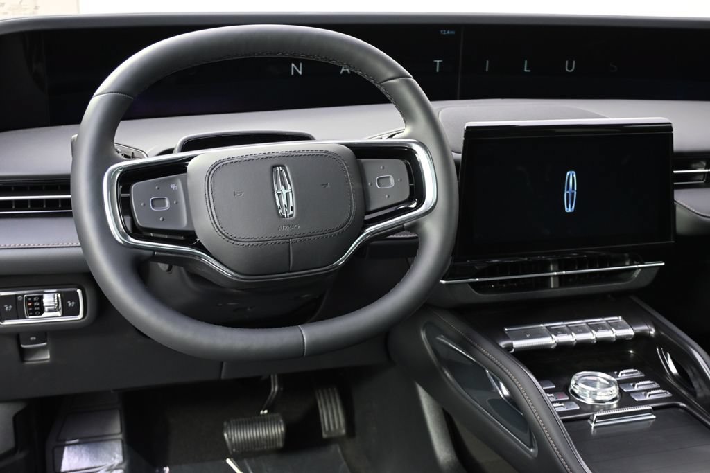 New 2026 Lincoln Nautilus Reserve w/ Jet Appearance Package AWD/4WD image 12