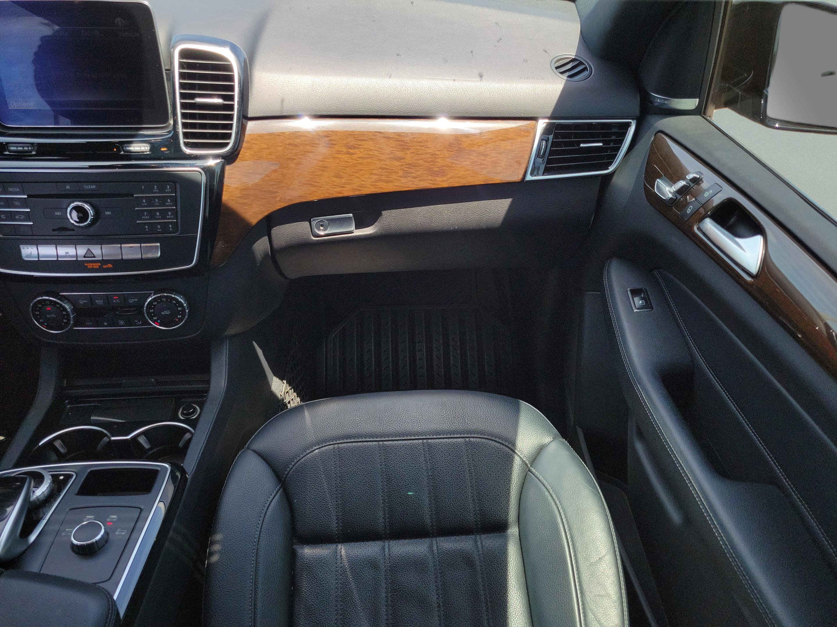 Used 2018 Mercedes-Benz GLE 350 image 15