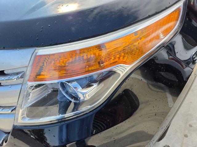 Used 2014 Ford Explorer XLT image 19