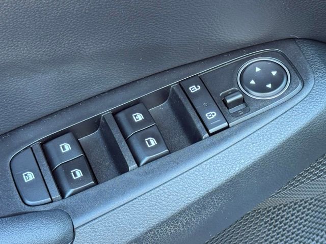 Used 2023 Kia Seltos S w/ Navigation Package image 17