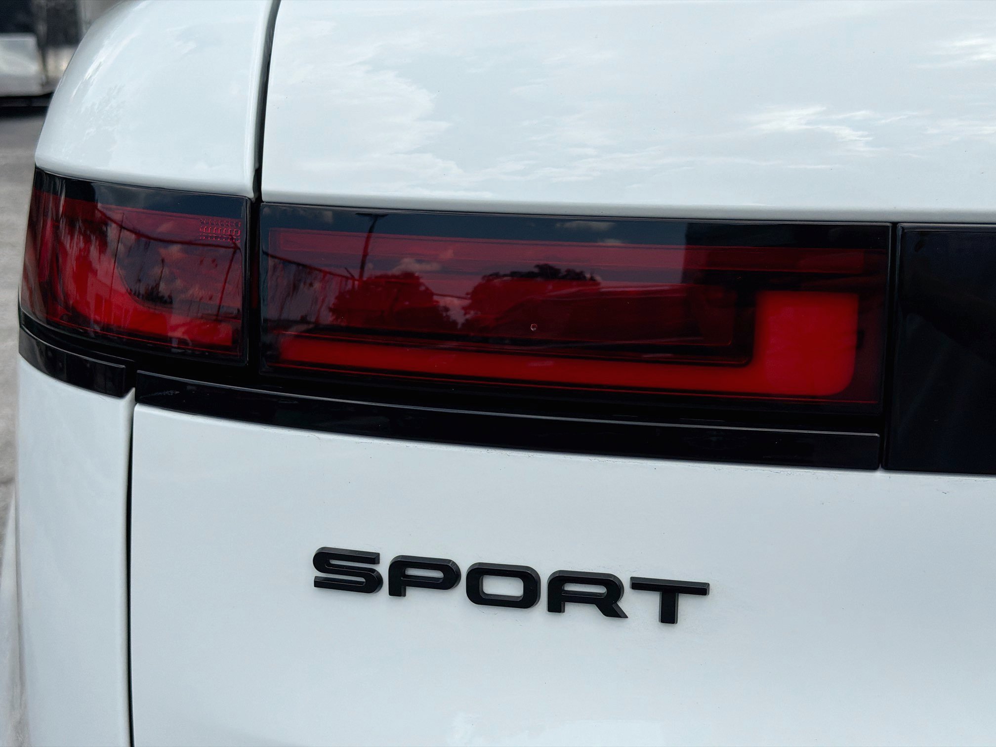 Certified 2025 Land Rover Range Rover Sport Autobiography AWD/4WD image 10