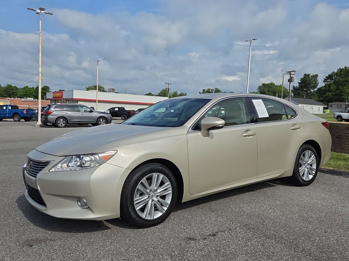 Used 2015 Lexus ES 350 FWD image 7