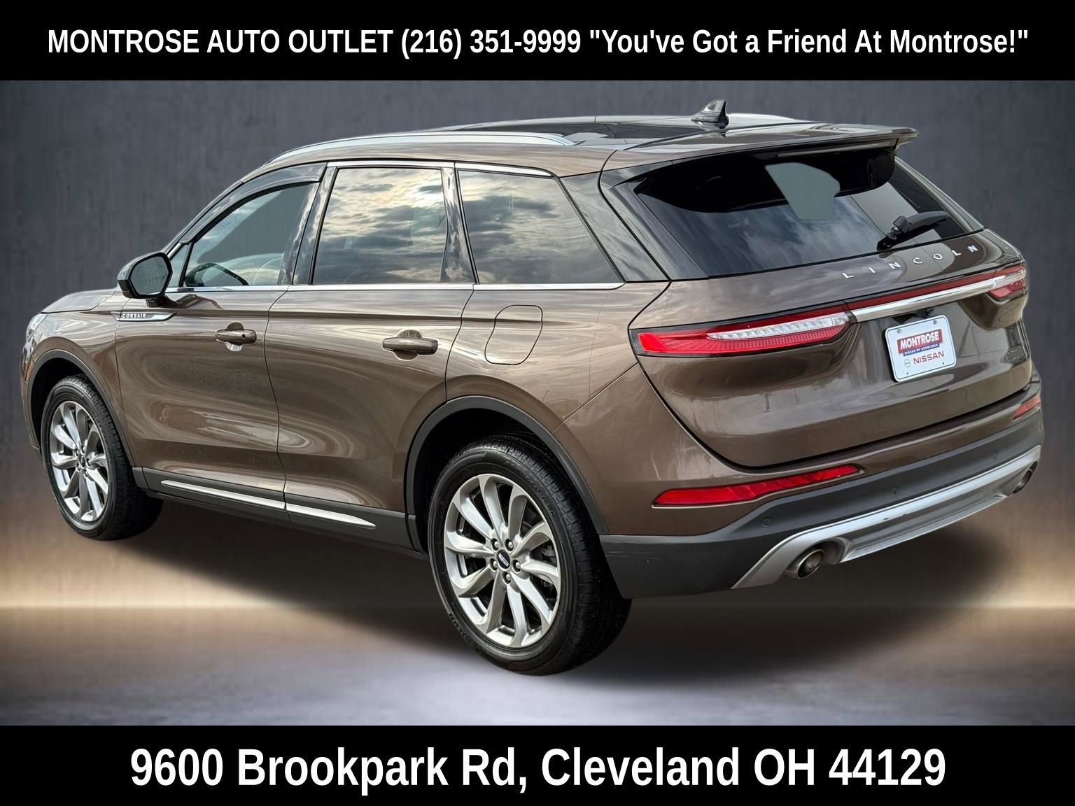 Used 2022 Lincoln Corsair AWD w/ Premium Package image 11