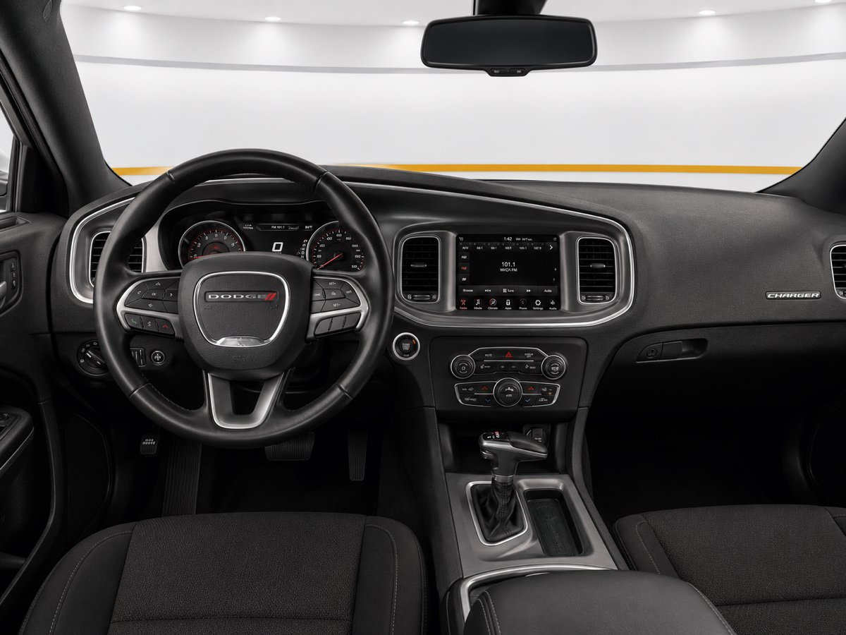 Used 2019 Dodge Charger SXT RWD image 15