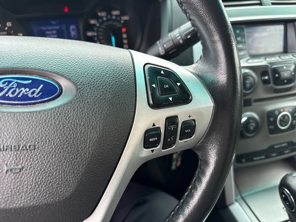 Used 2013 Ford Explorer XLT FWD image 38
