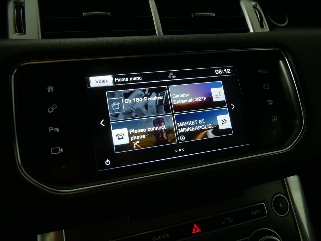 Used 2016 Land Rover Range Rover Sport SE image 30