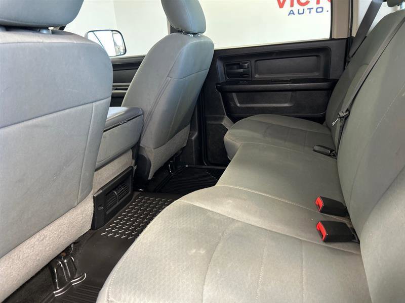 Used 2017 RAM 3500 Tradesman w/ Chrome Appearance Group image 13