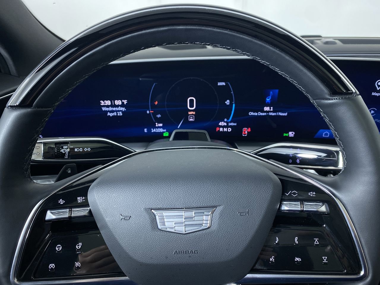 Certified 2024 Cadillac Lyriq Sport AWD/4WD image 3