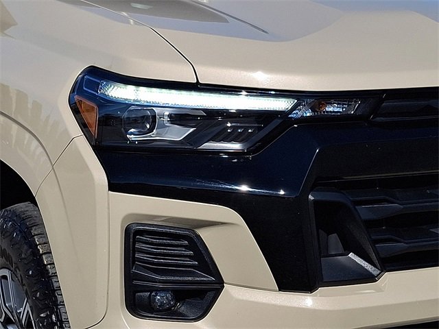 Certified 2023 Chevrolet Colorado Z71 w/ Z71 Convenience Package 2 image 9