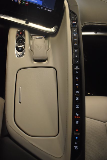 Used 2020 Chevrolet Corvette Stingray Preferred Cpe w/ 2LT Preferred Equipment Group RWD image 25