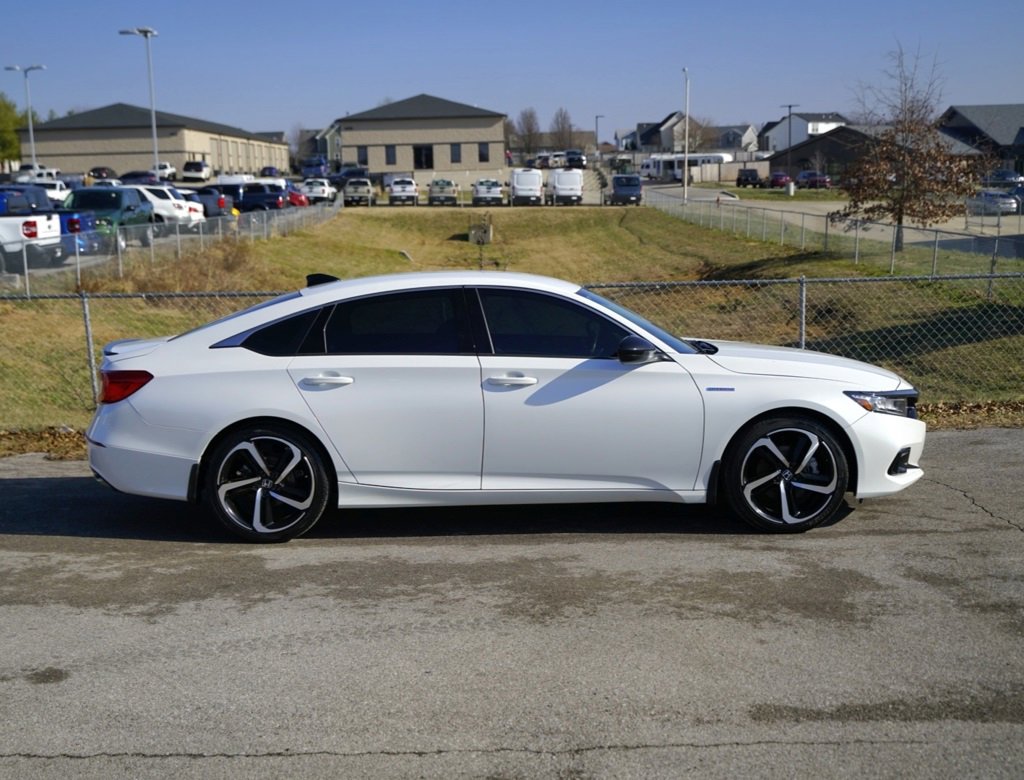 Used 2022 Honda Accord Sport image 5