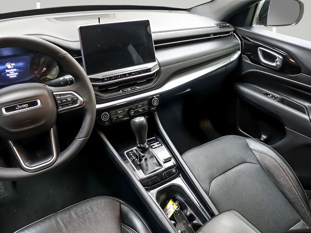 Used 2023 Jeep Compass Limited image 13