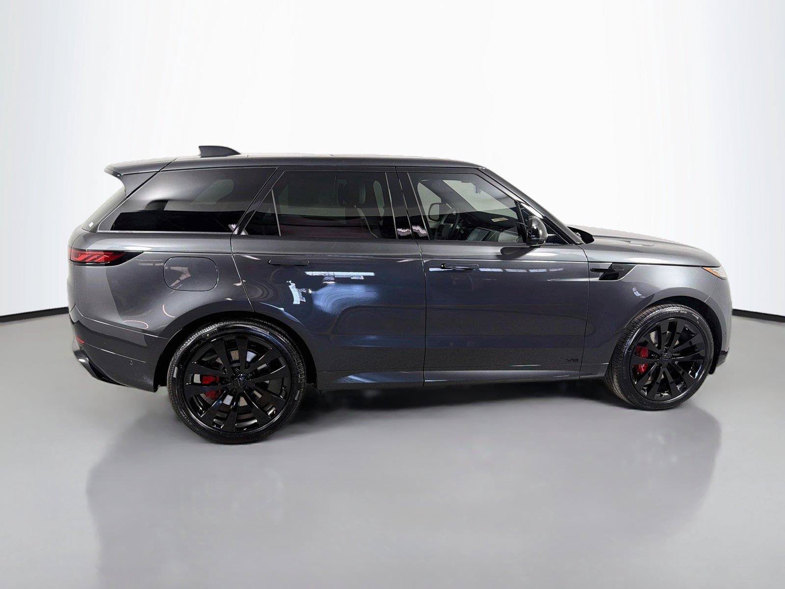 New 2026 Land Rover Range Rover Sport Dynamic SE AWD/4WD image 4