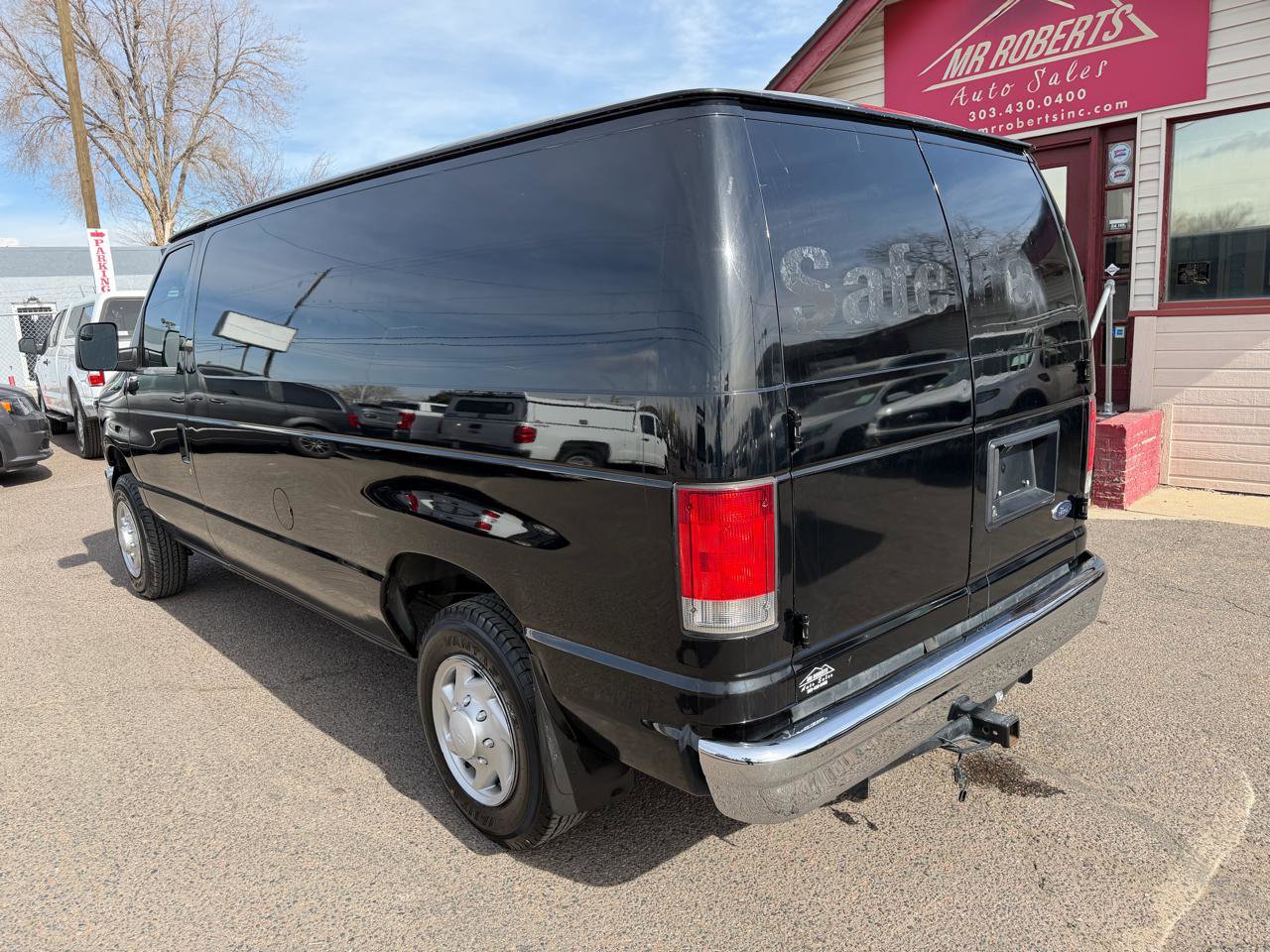 Used 2014 Ford E-150 and Econoline 150 w/ Power Group image 7