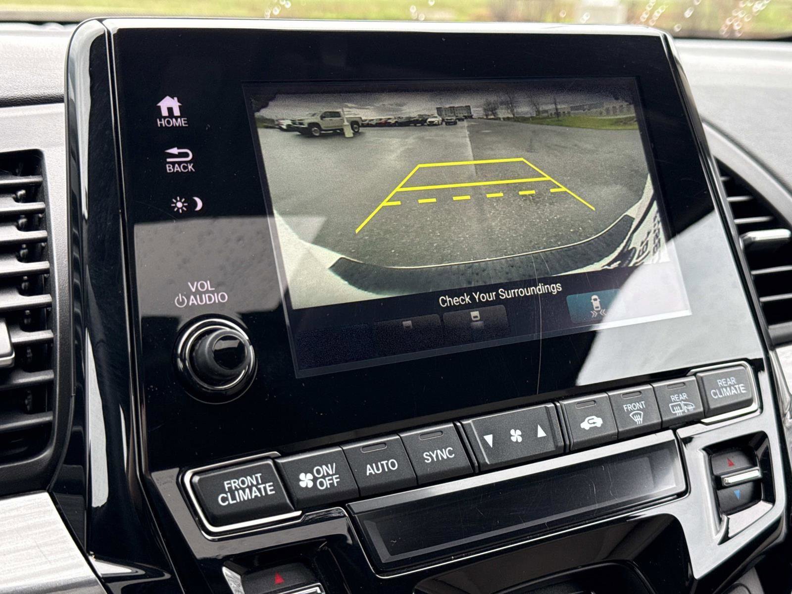 Used 2023 Honda Odyssey Elite image 5