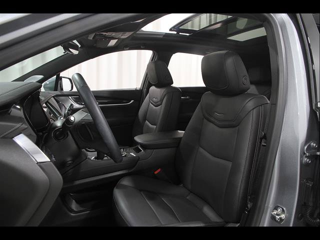 Used 2026 Cadillac XT5 Premium Luxury w/ Driver Assist Package FWD image 5