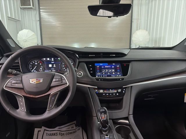 Used 2019 Cadillac XT5 Premium Luxury w/ Driver Assist Package image 39