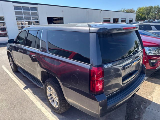 Used 2018 Chevrolet Suburban LT AWD/4WD image 19