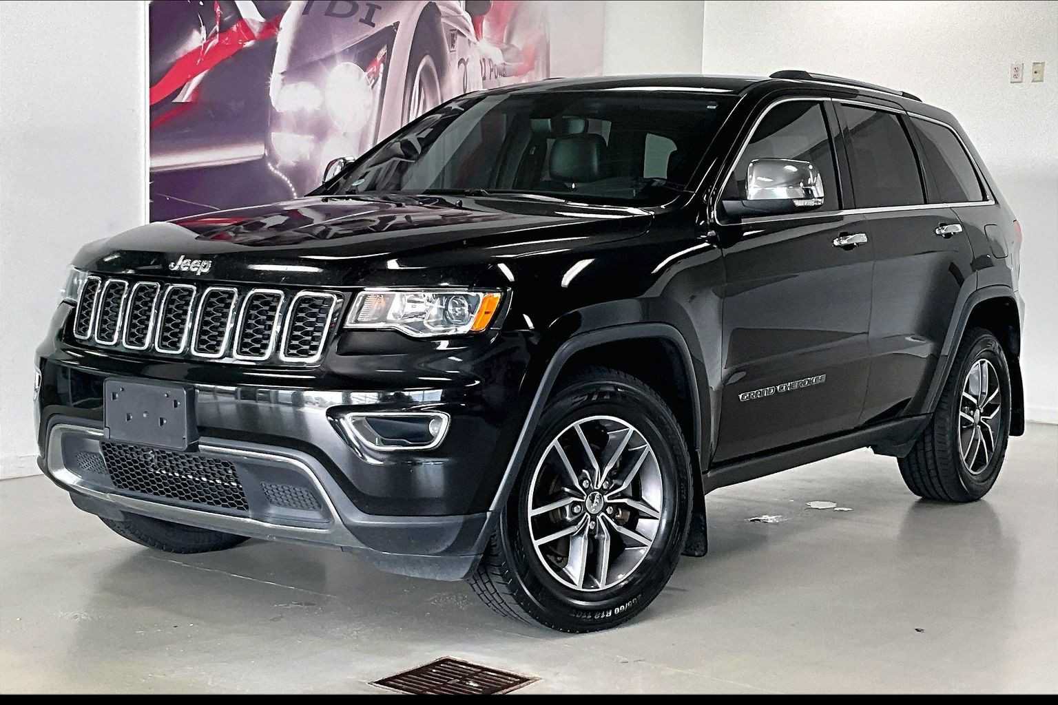 Used 2018 Jeep Grand Cherokee Limited AWD/4WD image 1