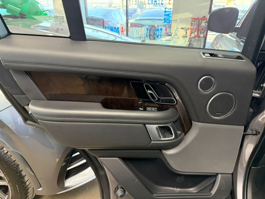 Used 2020 Land Rover Range Rover HSE AWD/4WD image 21