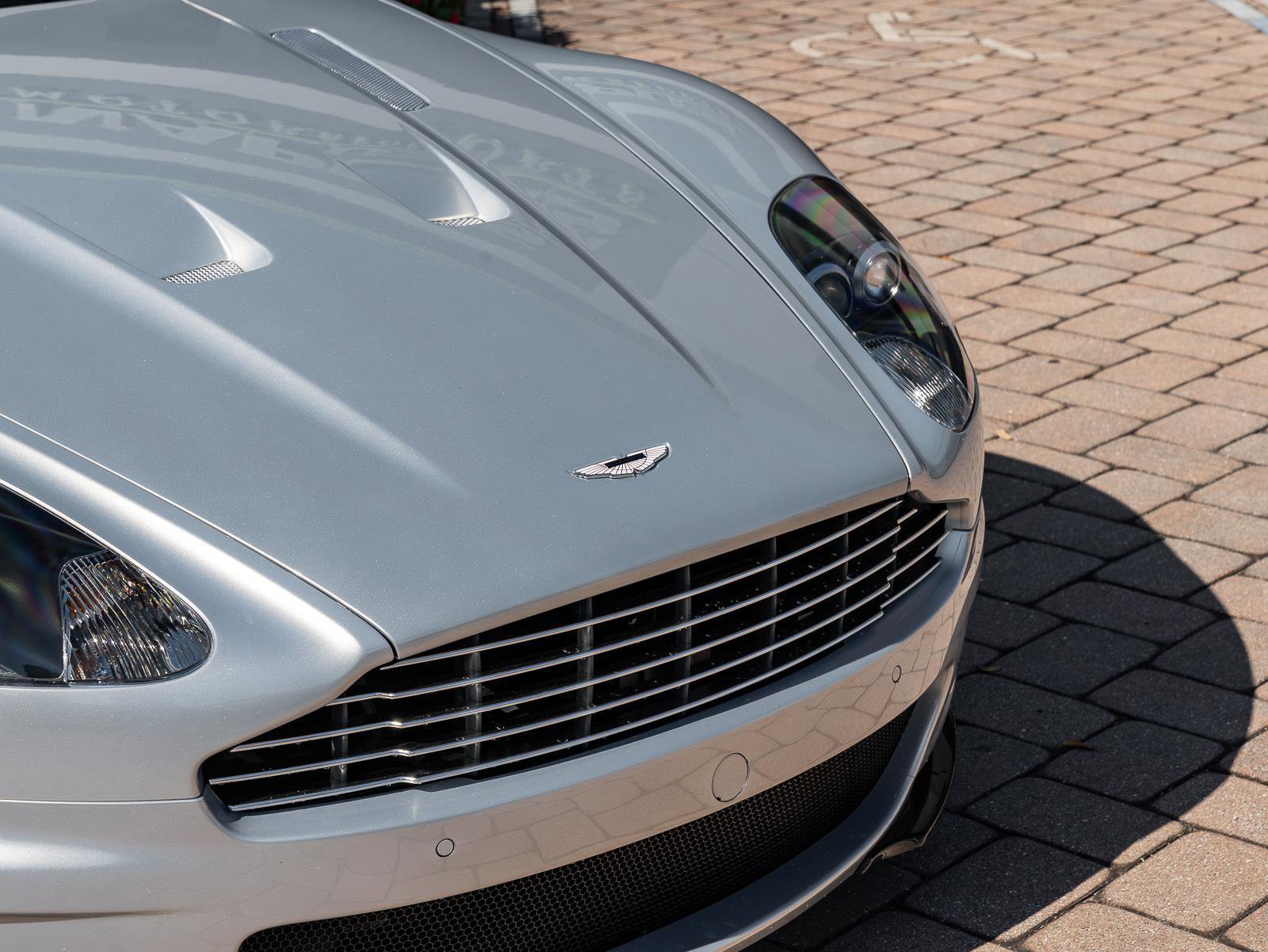 Used 2010 Aston Martin DBS Volante image 17