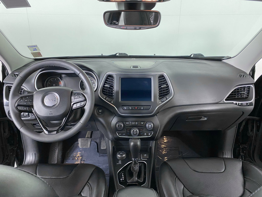 Used 2023 Jeep Cherokee Altitude Lux w/ Lux Elite Package image 5