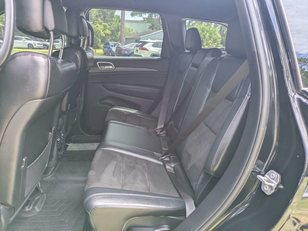 Used 2019 Jeep Grand Cherokee Altitude RWD image 14