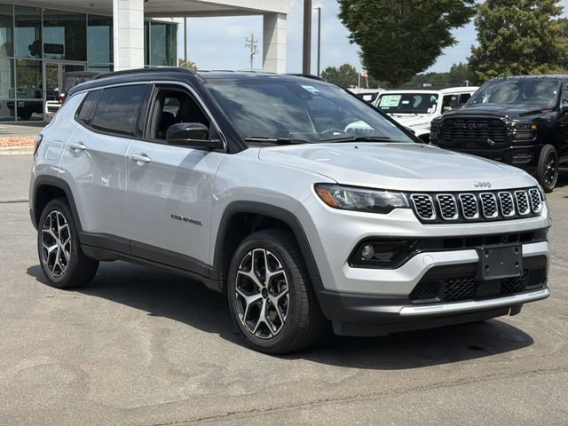 Used 2024 Jeep Compass Limited AWD/4WD image 14