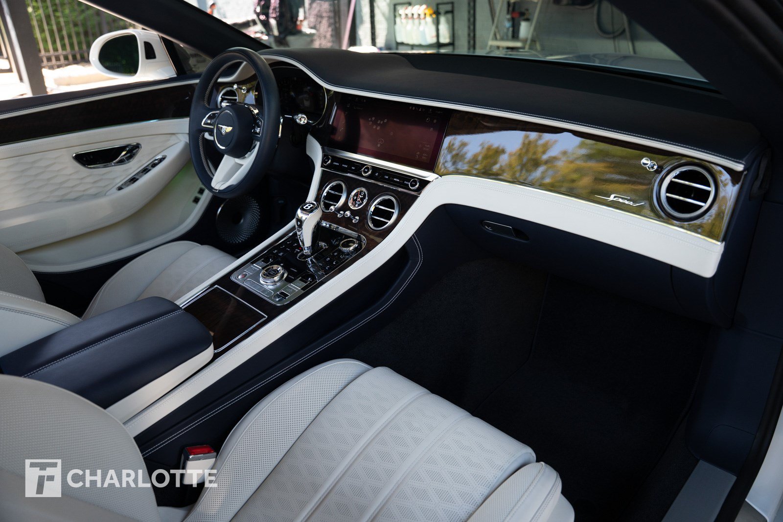 Used 2025 Bentley Continental GT Speed AWD/4WD image 33