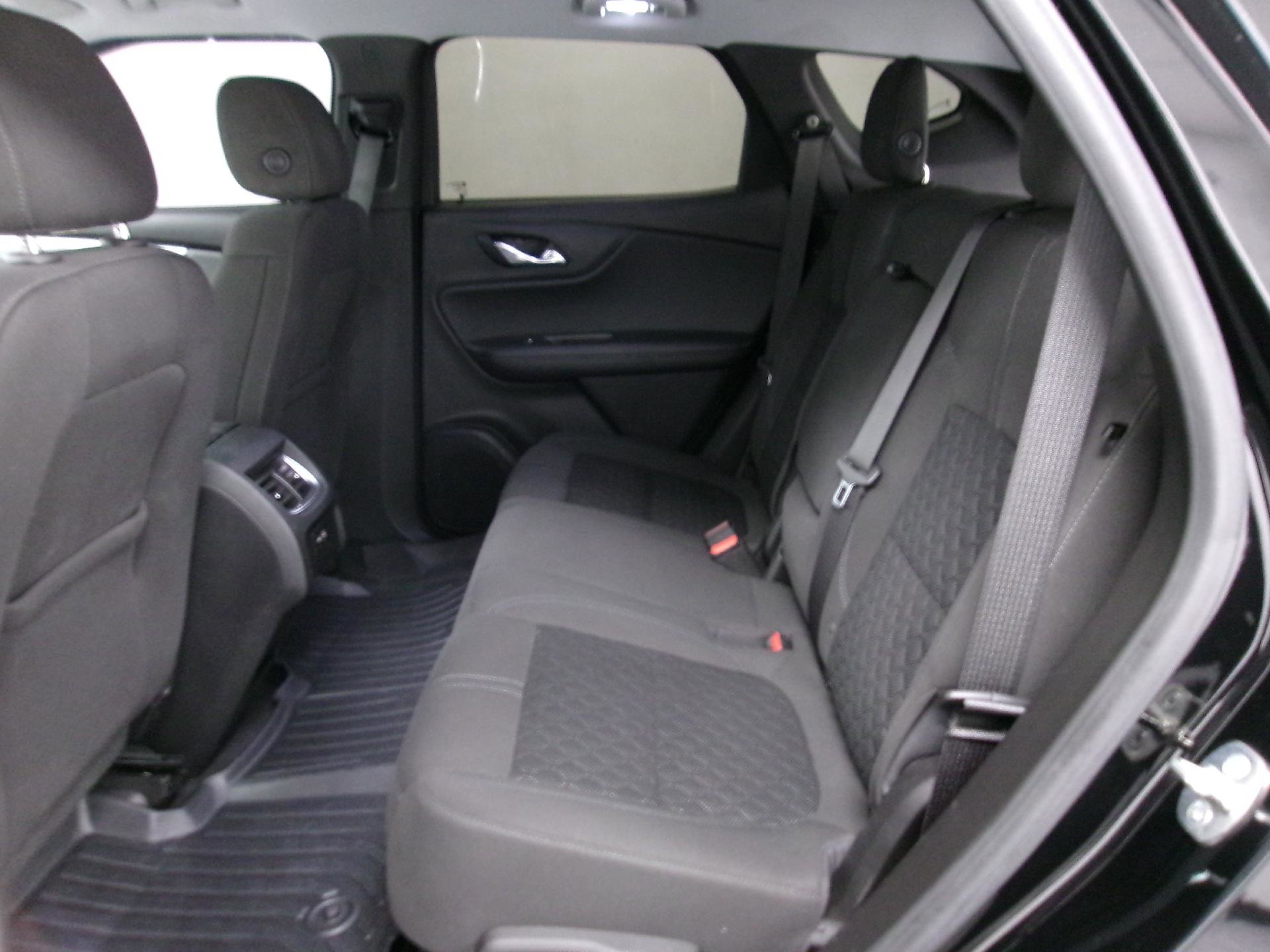 Used 2020 Chevrolet Blazer LT image 9