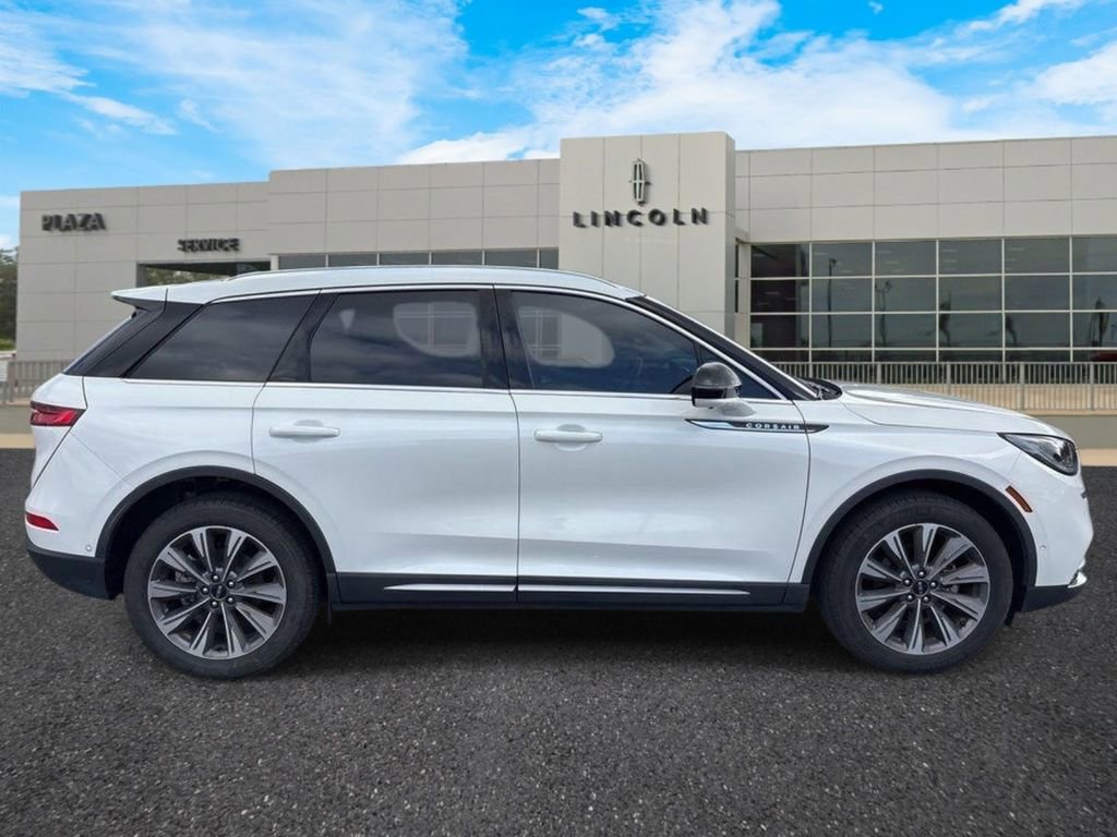 Used 2020 Lincoln Corsair Reserve w/ Equipment Group 201A FWD image 2
