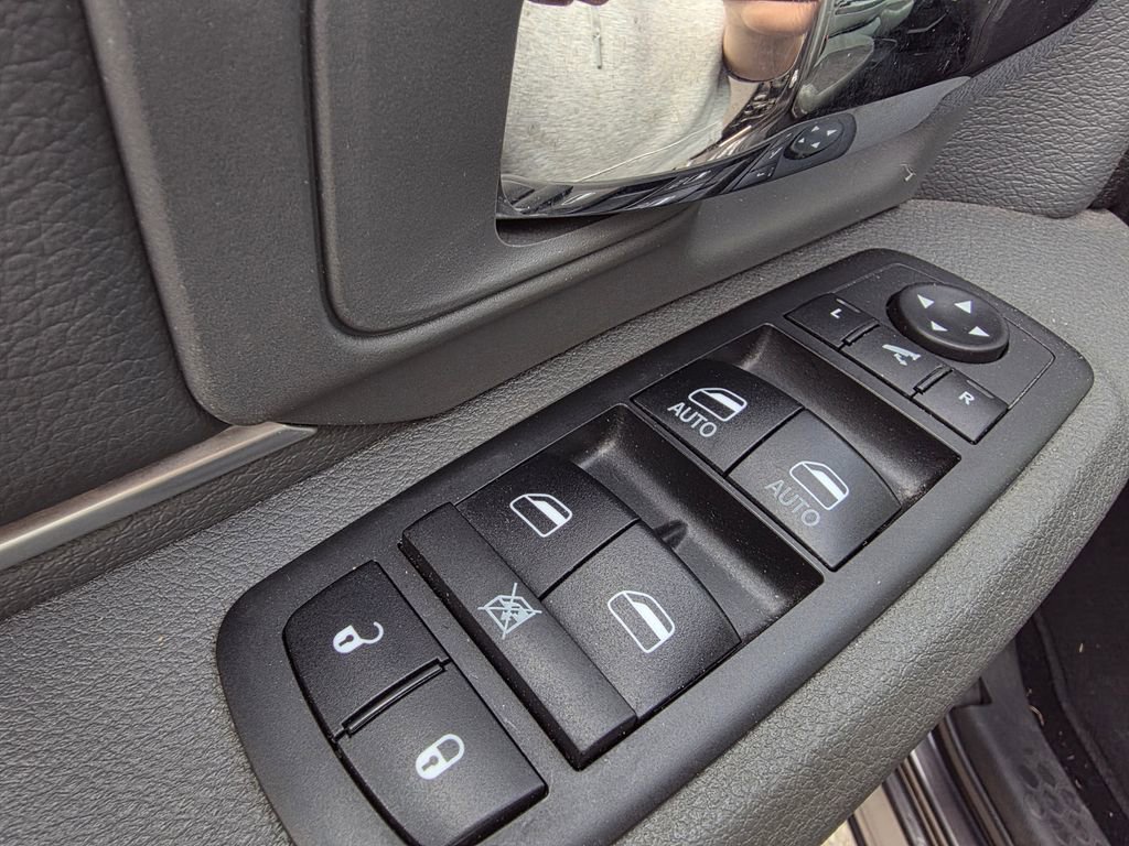 Used 2019 RAM 1500 Big Horn image 12