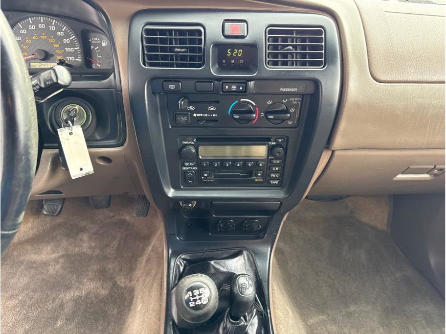 Used 2000 Toyota 4Runner SR5 image 16