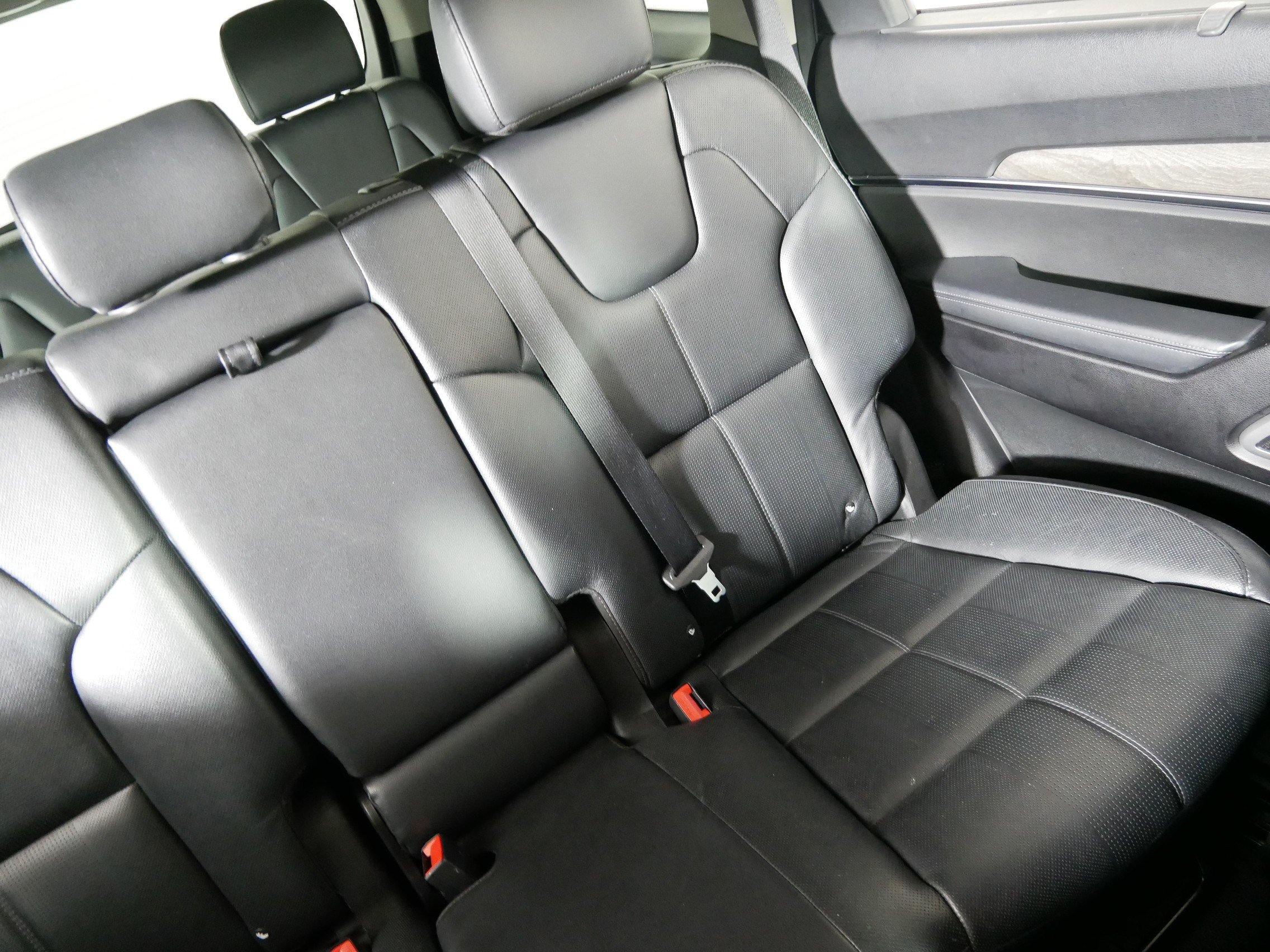 Used 2020 Kia Telluride EX w/ Towing Package FWD image 14