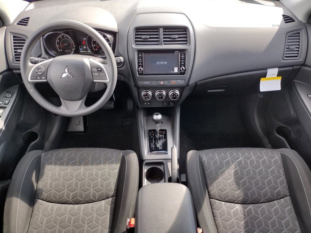 New 2025 Mitsubishi Outlander Sport ES image 2