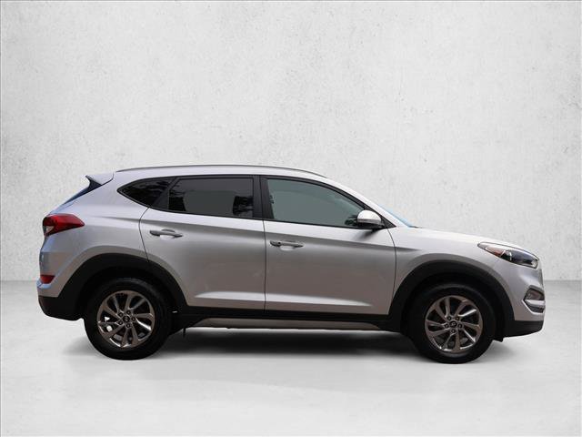 Used 2017 Hyundai Tucson SE Plus w/ Cargo Package FWD image 4