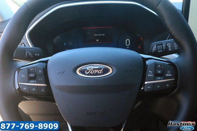 New 2025 Ford Escape SE w/ PHEV Premium Package FWD image 18