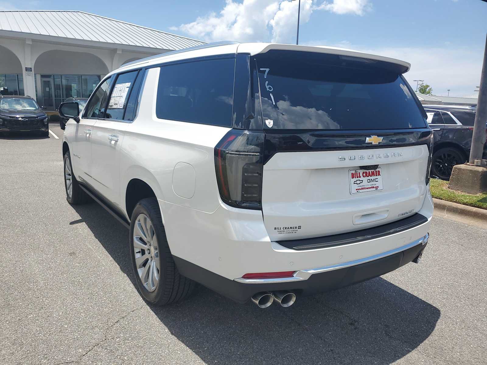 New 2025 Chevrolet Suburban Premier AWD/4WD image 3