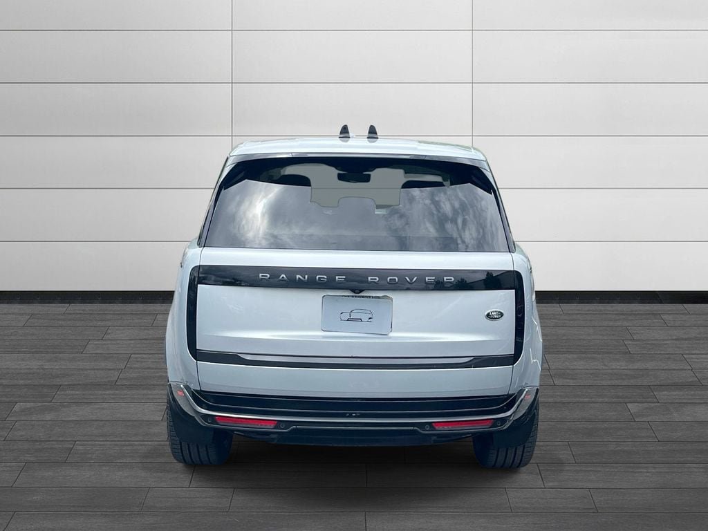 Certified 2023 Land Rover Range Rover SE AWD/4WD image 4