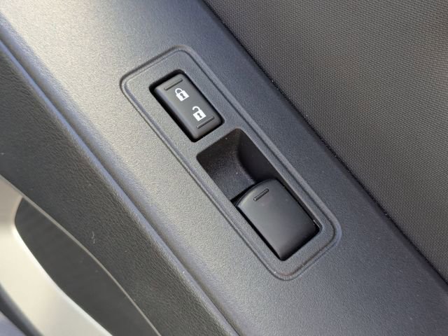 Used 2022 Nissan Frontier SV image 35