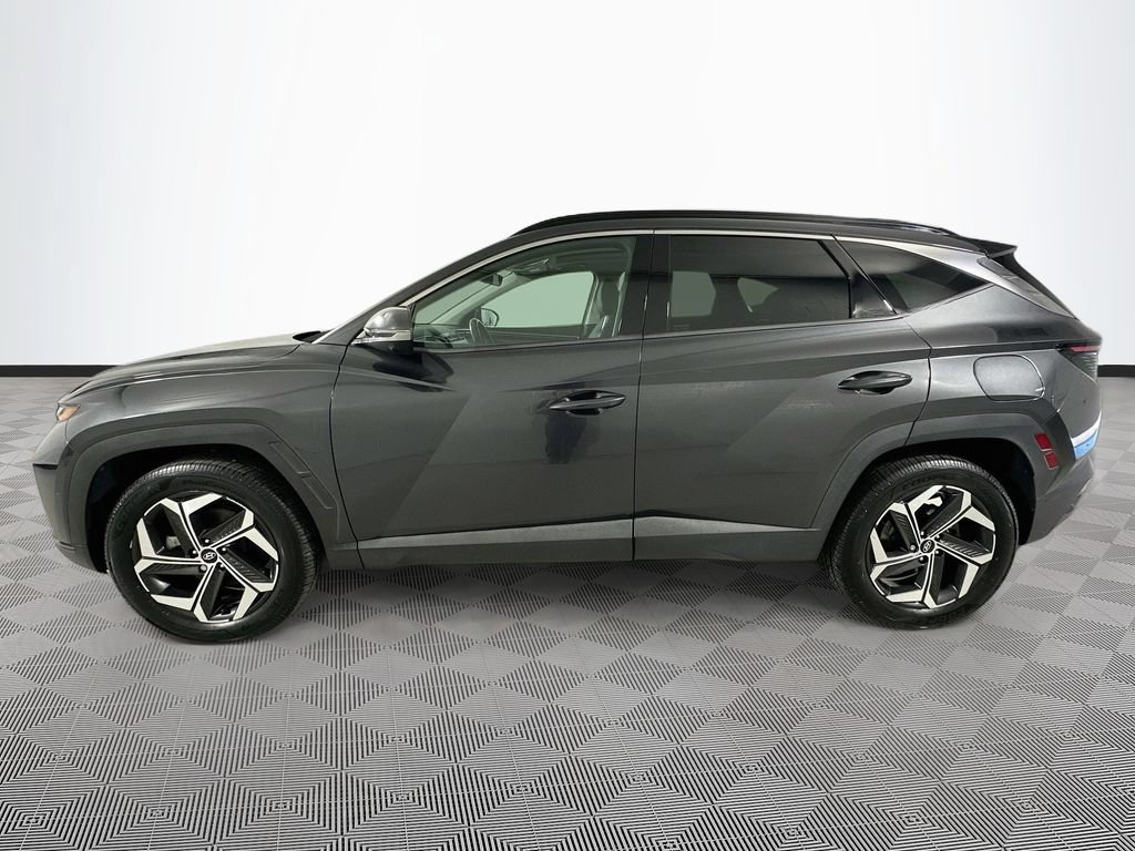 Used 2022 Hyundai Tucson Limited w/ Cargo Package AWD/4WD image 4