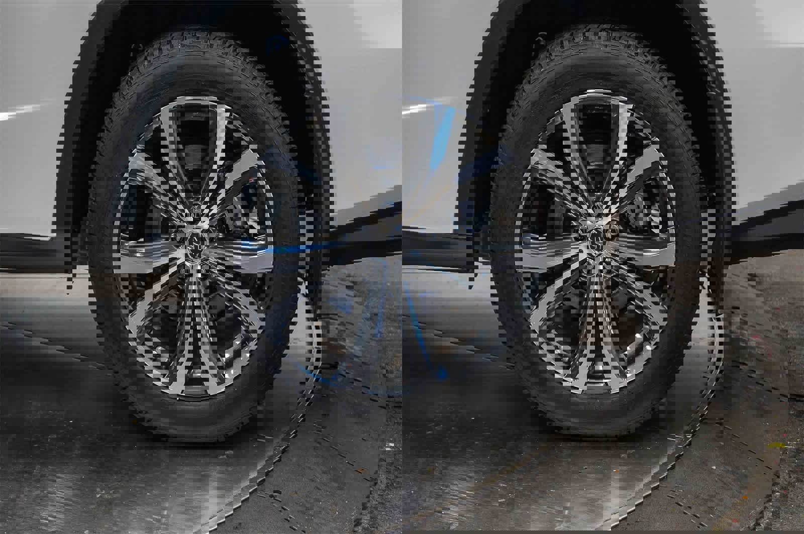 Used 2022 Lexus RX 350L FWD w/ Premium Package image 10