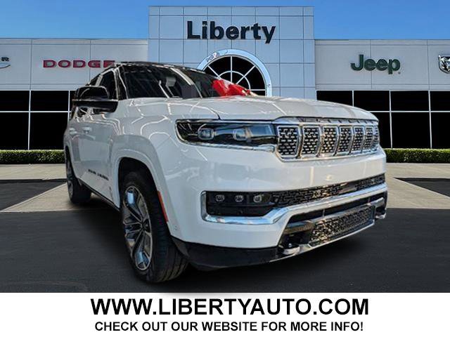 New 2025 Jeep Grand Wagoneer Series III w/ HD Trailer Tow Package