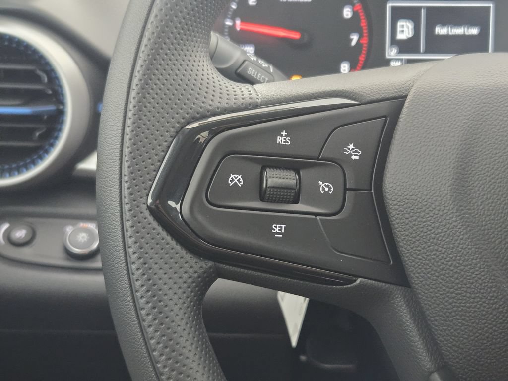 New 2026 Chevrolet Trax LS w/ LS Convenience Package FWD image 30