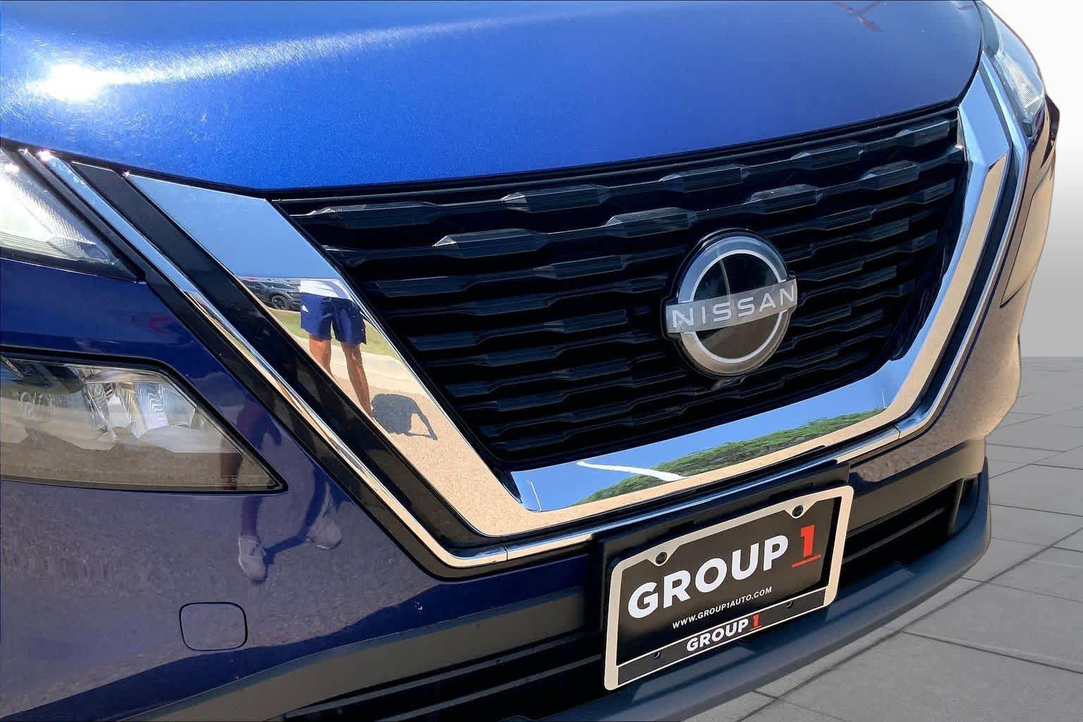Used 2023 Nissan Rogue S AWD/4WD image 36