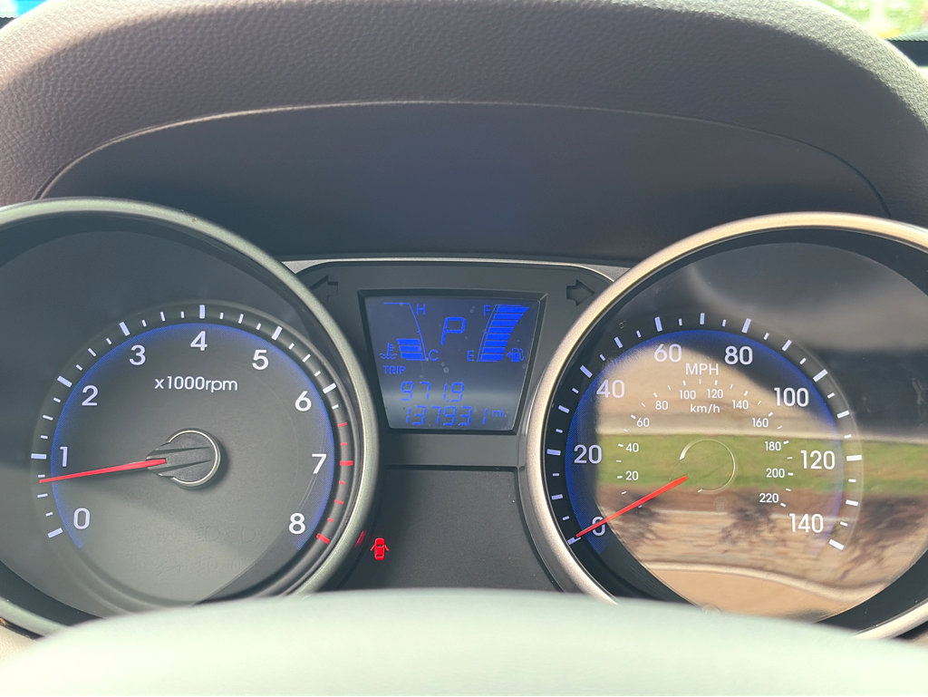 Used 2013 Hyundai Tucson Limited AWD/4WD image 8